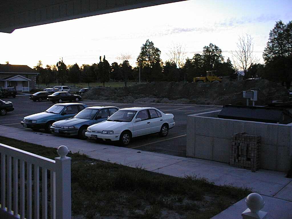 View.jpg (69906 bytes)