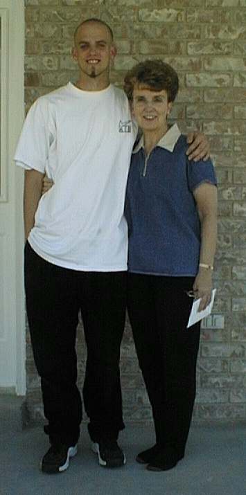 MomAndJoe.jpg (26345 bytes)