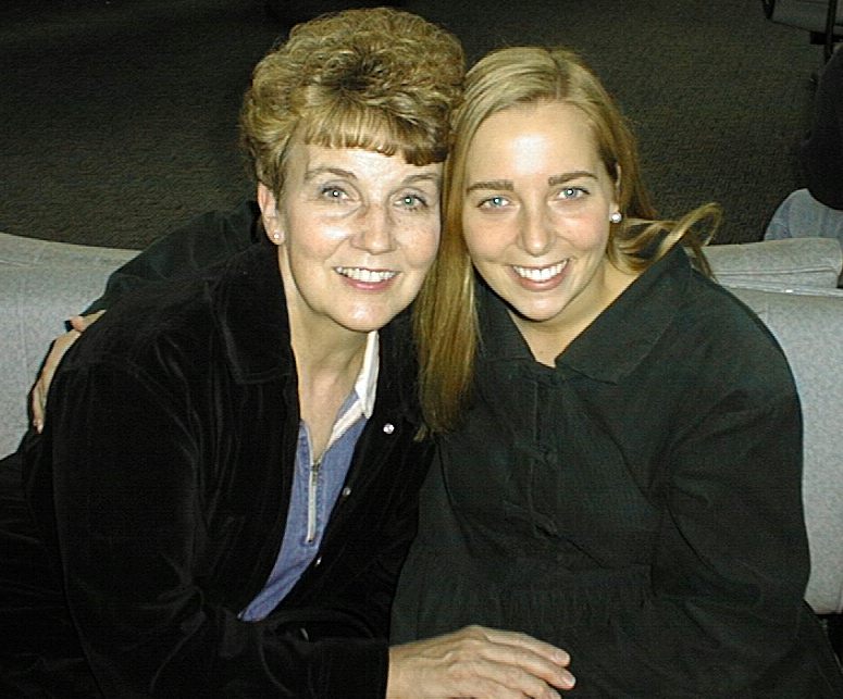 MomAndMeredith.jpg (87814 bytes)