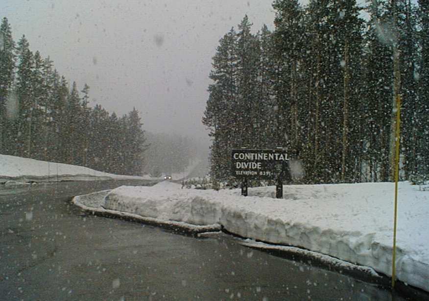 BigSnow.jpg (63700 bytes)